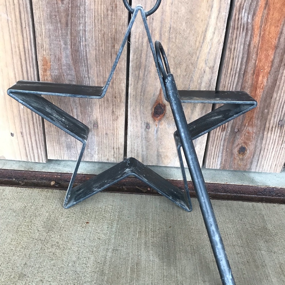 Black heavy RUSTIC METAL STAR DINNER BELL - Picture 5 of 5